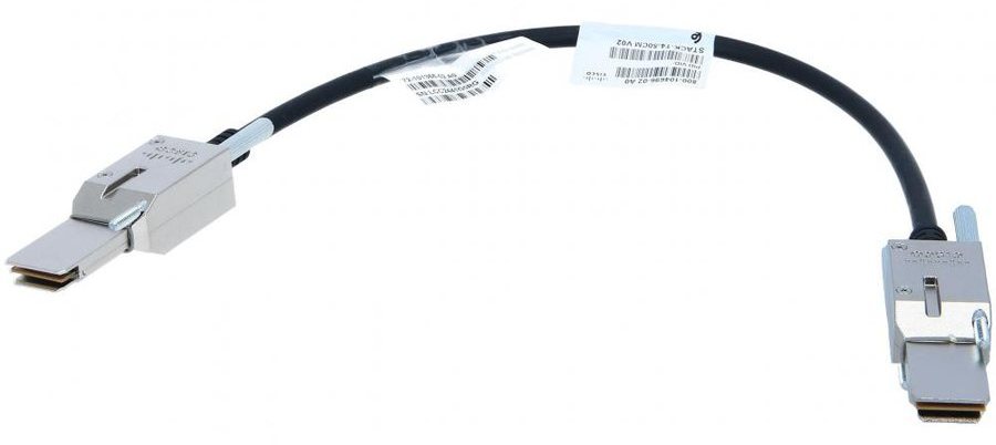 Cáp stack Cisco STACK-T4-50CM nhìn cận, chi tiết đầu nối và mặt cắm