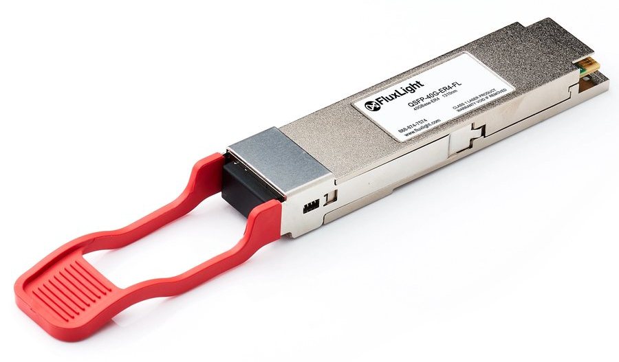 Module quang Cisco QSFP-40G-ER4 nhìn nghiêng, thấy đầu nối LC và nhãn mã Cisco